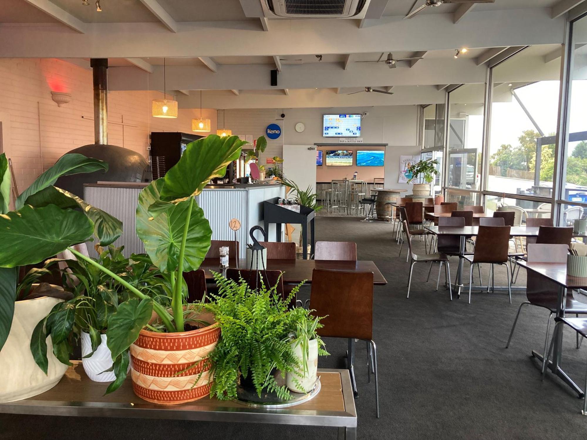 Bridport Bay Inn 외부 사진